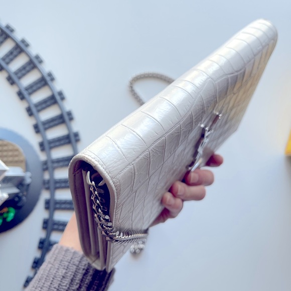 Ysl wallet on chain - Picture 8 of 9